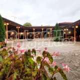  Уютная гостиница с бассейном и большим летним садом в центре города гр. Априлци 7962032 thumb10