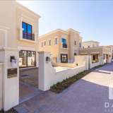  Dacha Real Estate is pleased to offer this 4 bed + Maids.Yasmin, is the next chapter in Arabian Ranches living. Elegant and chic with Arabesque nuances, Yasmin is architecturally beautiful and masterfully configured for spacious living. Pick from  Arabian Ranches 5062797 thumb7
