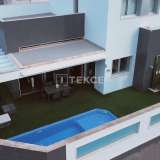 Key-Ready Villa with a Pool Near to the Beach in Alicante Alicante 8162801 thumb2