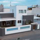  Sleutelklare Villa Vlakbij het Strand in Alicante Alicante 8162801 thumb1