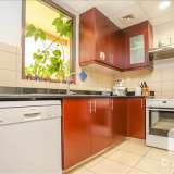  Dacha Real Estate is pleased to offer this beautiful 1 bedroom in MURJAN for sale. The property is well maintained, has lovely sea and community view. This apartmet is spacious, has best layout, two balconies look out to the sea.THIS APARTMENT is  Jumeirah Beach Residence 5162995 thumb5