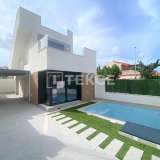  Spacious House with Pool in Los Alcázares Costa Calida Murcia 8164359 thumb0