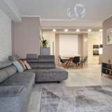  Vollständig sanierte, hochwertige Wohnung mit französischem Balkon in Toplage Budapest 7465751 thumb4
