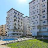  2-Schlafzimmer-Wohnung in einem Komplex mit Pool in Antalya Kepez Kepez 8165090 thumb1