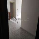  (For Sale) Residential Apartment || Piraias/Piraeus - 74 Sq.m, 3 Bedrooms, 130.000€ Piraeus 8066167 thumb6