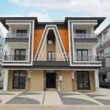  Appartements Dans un Nouveau Bâtiment avec Parking à Yalova Merkez 8166783 thumb1