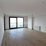 Przestronne Mieszkania z Balkonem w Kompleksie w Stambule Kartal 8168394 thumb6