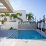  Stylish Detached Villas with Swimming Pools in La Herrada Alicante 8168399 thumb13