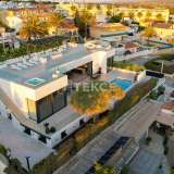  Freistehende Luxusvilla mit Endlospool und Meerblick in Benidorm Alicante 8169380 thumb3