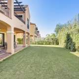  Villas de Golf con Vistas al Mar en Zona Tranquila en Estepona Estepona 8107011 thumb5