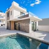  Detached Villas Featuring Private Pools in Benijófar Alicante Alicante 8170405 thumb0