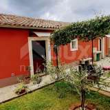  ISTRIA, MOTOVUN - house in the center of Motovun with two apartments and a yard Motovun 8172156 thumb0