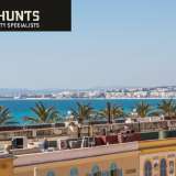  NICE COURS SALEYA : apartment 3/4 bedroom apartment of 137 m2 overlooking the Cours Saleya. Exceptional situation, high level in a nicois building, this apartment offers beautiful volumes (4.60 m2 high ceiling) and benefit of 3 large windows w Nice 4073931 thumb3