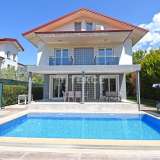  Vrijstaande Villa met 3 Slaapkamers en Zwembad in Fethiye Ölüdeniz Fethiye 8074208 thumb0