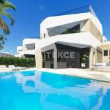  Möblierte freistehende Villen mit Pools in La Florida Alicante 8174027 thumb4