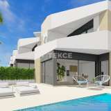  Villas Individuelles Meublées avec Piscine à La Florida Alicante 8174027 thumb2