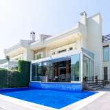  Stylish Villa with Direct Access to Beach in Sariyer Istanbul Sariyer 8074598 thumb2