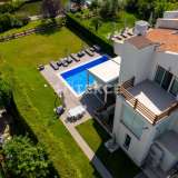  Stylish Villa with Direct Access to Beach in Sariyer Istanbul Sariyer 8074598 thumb6