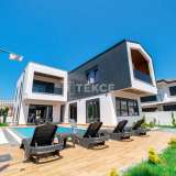  Villa au Design Spécial Près de la Plage à Belek Antalya Serik 8074778 thumb1