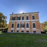  Italien - Reggio Emilia: Ein Schmuckstück umgeben von einer prachtvollen Parkanlage | Italy - Reggio Emilia: a jewel surrounded by a magnificent park Bagno 6774779 thumb1