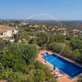 Villa com piscina e terreno de 5ha em Tunes, no Algarve
