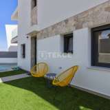  Vrijstaande Villa op 200 m van het Strand in Torrevieja Alicante Alicante 8179119 thumb5