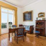  In the centre of Cannes, magnificent top floor bourgeois apartment from the late nineteenth century with open views over the famous town of Cannes and the sea. Large apartment of approx. 188 m2 with 3 bedrooms, a living room and a dining room, as well as  Cannes 3779226 thumb4
