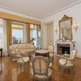  In the centre of Cannes, magnificent top floor bourgeois apartment from the late nineteenth century with open views over the famous town of Cannes and the sea. Large apartment of approx. 188 m2 with 3 bedrooms, a living room and a dining room, as well as  Cannes 3779226 thumb2