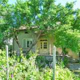  Одноэтажный дом с гаражом и большой двор в селе Караисен в 15 кв ближайшего города г. Павликени 5079282 thumb0