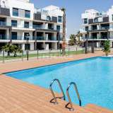  Apartamenty Blisko Słonych Jezior w El Raso Guardamar del Segura Alicante 8180225 thumb0