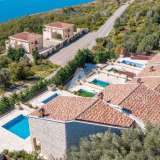  Satılık lüks villa 175m2 + ek daire 50m2, havuz ve panoramik deniz manzarasıyla Rezevici-Budva. Reževići 7980670 thumb48