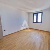 Newly built apartments in an exclusive location, Sveti Stefan Sveti Stefan 7980701 thumb7