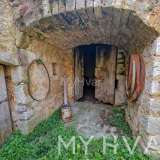  Hidden Stone House in Svirče Jelsa 8180938 thumb3