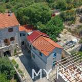  Minimalistic house in Selca Stari grad 8180965 thumb0