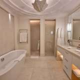  For sale is a luxurious one-bedroom apartment of 83m2 located in Tivat, Porto Montenegro. Tivat 7981265 thumb5