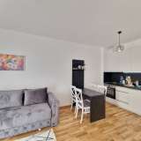  Yeni bir yatak odalı, modern mobilyalı, 45 metrekarelik daire ve 30 metrekarelik teras, Bečići'de.  Bečići 7981723 thumb4
