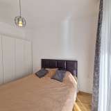  Yeni bir yatak odalı, modern mobilyalı, 45 metrekarelik daire ve 30 metrekarelik teras, Bečići'de.  Bečići 7981723 thumb6