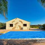  Fantastic opportunity to buy a spacious 2 bedroom bungalow, on huge plot with private pool in Frenaros! This adorable 2 bedroom bungalow has absolutely loads of character! Situated on the outskirts of Frenaros, on a huge plot with a fantastic pool area an Frenaros 4882174 thumb2