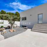  3-Bedroom Villa with Private Pool in Finestrat Alicante Alicante 8082181 thumb7