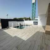  Zeitgenössische freistehende Villen mit privatem Pool in Villamartin Alicante 8082200 thumb3