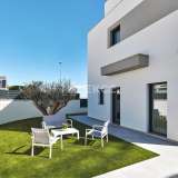  Luxurious Detached Villas with Pools in San Miguel de Salinas Alicante 8082265 thumb15