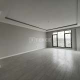  Apartamentos con cocina independiente en el piso medio en Ortahisar Merkez 8082342 thumb12