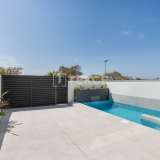  Villen zum Verkauf mit privatem Pool in Benijófar Costa Blanca Alicante 8082345 thumb3