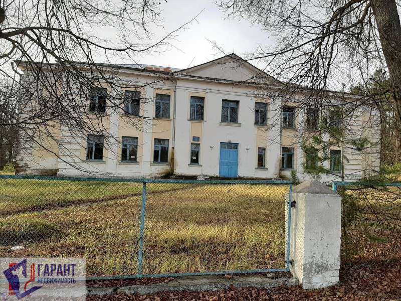 Деревня озерная червенский район фото население сейчас Single property Base Article