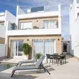  Moderne Doppelhaushälfte mit Pool in Pilar de la Horadada Alicante 8082491 thumb4