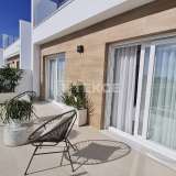  Moderne Doppelhaushälfte mit Pool in Pilar de la Horadada Alicante 8082491 thumb10