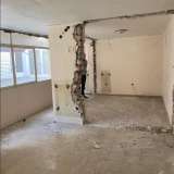  (For Sale) Residential Floor Apartment || Piraias/Piraeus - 105 Sq.m, 2 Bedrooms, 300.000€ Piraeus 8182611 thumb0