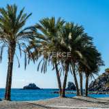  Chalets con Piscina y Vistas Panorámicas al Mar en Granada Isla Canela  8082639 thumb2