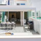  Ruime Villa's met Zeezicht en Zwembad in Almuñecar Granada Isla Canela 8082650 thumb1