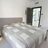  Luxe vrijstaande villa vlakbij de zee in Torrevieja Costa Blanca Alicante 8082660 thumb36